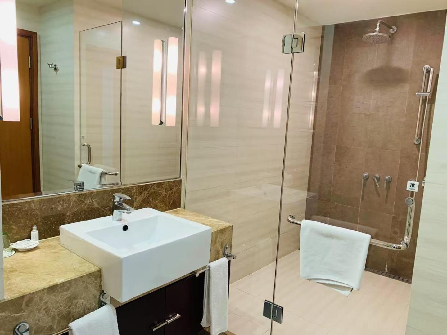 Oakwood Residence Şanghay Dış mekan fotoğraf