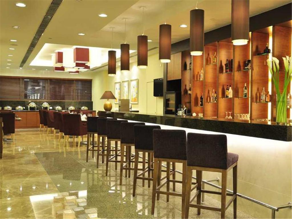 Oakwood Residence Şanghay Dış mekan fotoğraf